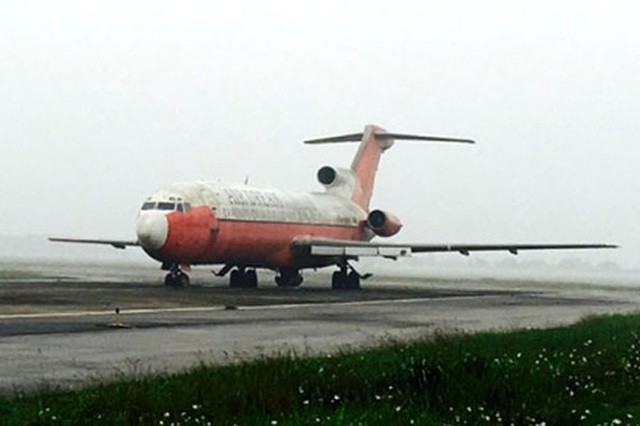Chiếc máy bay Boieng 727 sau 12 năm "phơi mưa, phơi nắng"