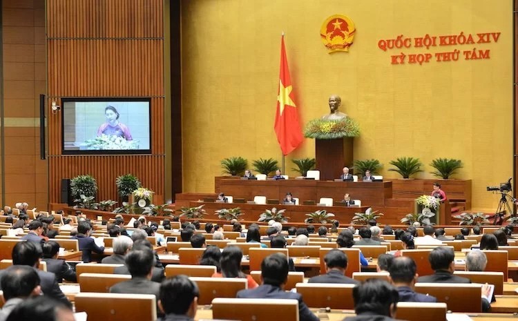 Các đại biểu Quốc hội tại phòng họp Diên Hồng, toà nhà Quốc hội. 