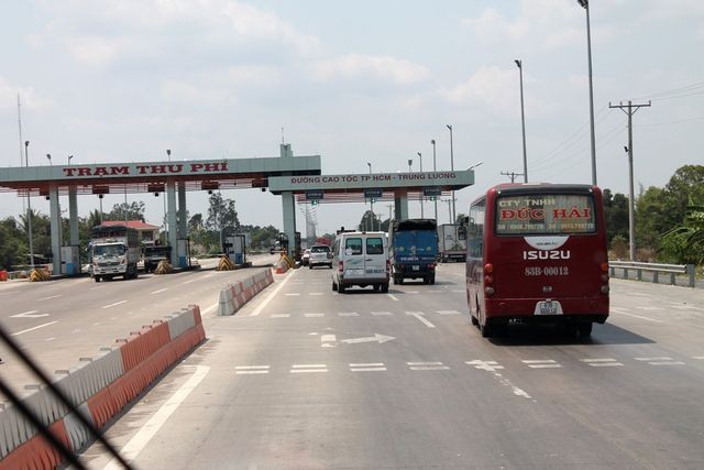 Cao tốc TPHCM-Trung Lương.