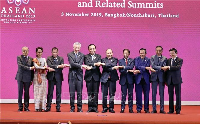 Sáng 3/11/2019, tại Thủ đô Bangkok, Thái Lan, Thủ tướng Nguyễn Xuân Phúc dự Lễ khai mạc Hội nghị Cấp cao ASEAN lần thứ 35.