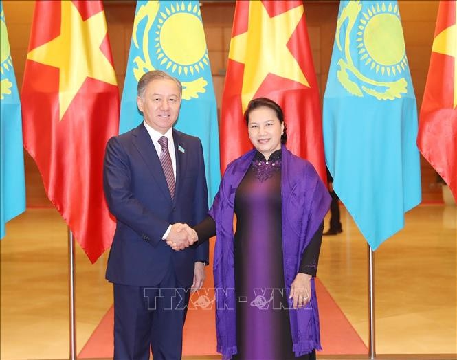 Chủ tịch Quốc hội Nguyễn Thị Kim Ngân và Chủ tịch Hạ viện Kazakhstan Nurlan Nigmatulin