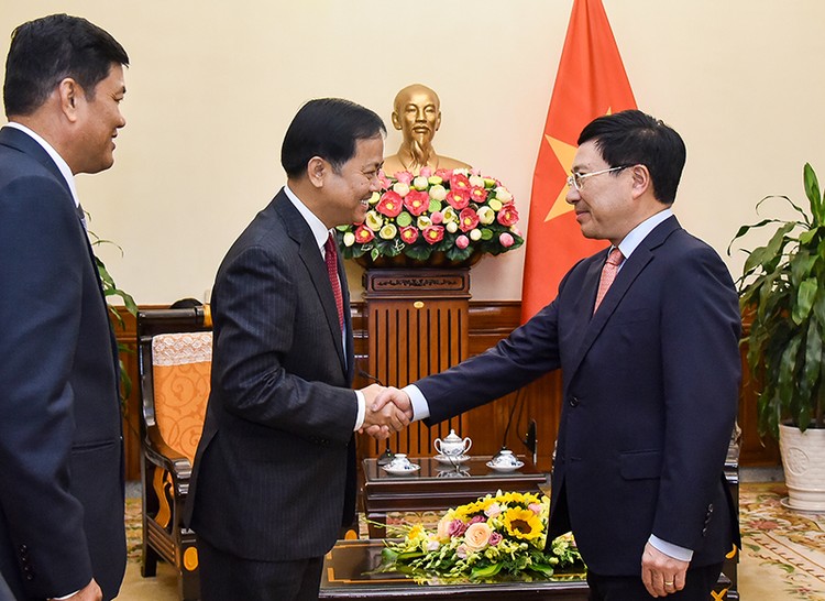 Phó Thủ tướng, Bộ trưởng Ngoại giao Phạm Bình Minh tiếp Bí thư Thường trực Bộ Ngoại giao Myanmar Soe Han. Ảnh: VGP