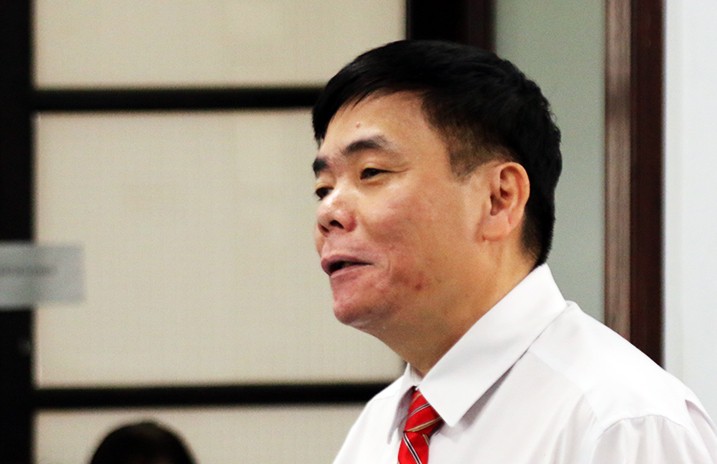 Luật sư Trần Vũ Hải tại phiên xét xử ngày 15/11.