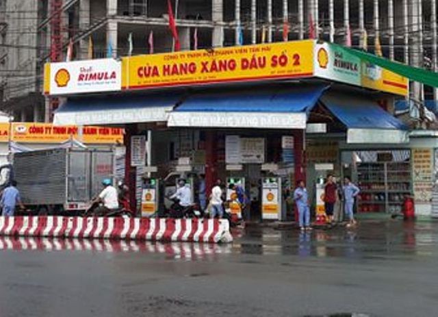 Cửa hàng xăng dầu của Công ty Tân Hải (trực thuộc Công đoàn cơ sở Văn phòng Tỉnh ủy Cà Mau) hoạt động tại TP Cà Mau. (Ảnh: CTV)