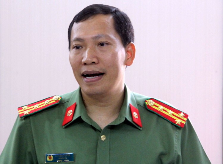 Đại tá Lê Văn Tuyến. 