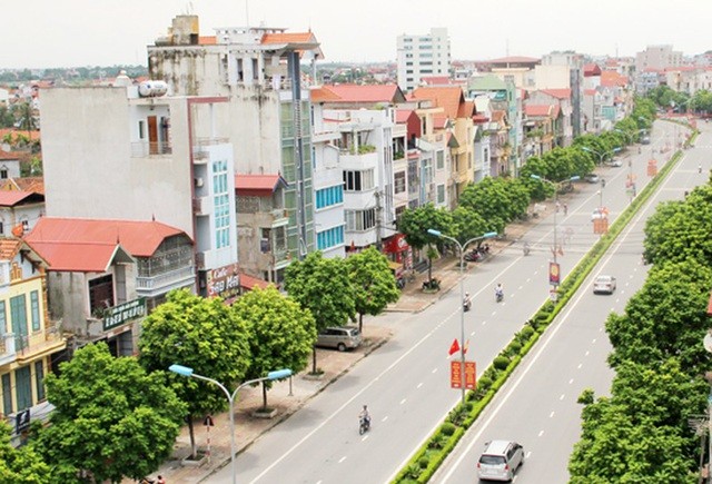 Một số điểm nóng về bất động sản tại Hà Nội như Đông Anh, Hoài Đức, Gia Lâm, Thanh Trì thường xảy ra “sốt” đất vì thông tin quy hoạch đô thị, tạo ra sự quan tâm của nhiều người