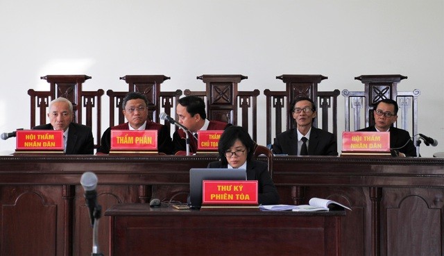Tòa đã tuyên hoãn phiên xét xử công ty thép kiện UBND TP Đà Nẵng