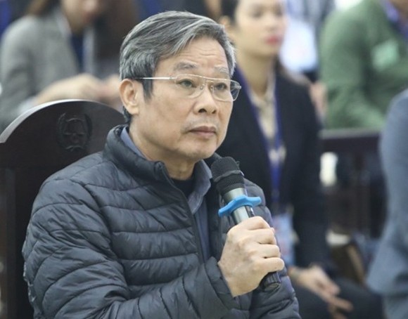 Cựu bộ trưởng Nguyễn Bắc Son tại phiên toà sơ thẩm tháng 12/2019. Ảnh: TTXVN.