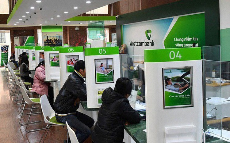 Vietcombank công bố giảm đồng loạt lãi suất tiền vay đợt 2 cho khách hàng bị ảnh hưởng bởi dịch Covid-19.