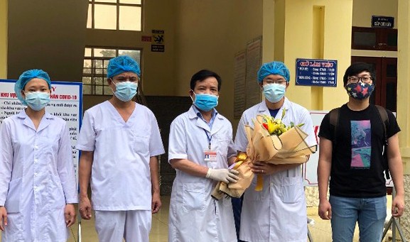 COVID-19: Thêm 5 bệnh nhân khỏi bệnh, Việt Nam có 207/268 ca khỏi
