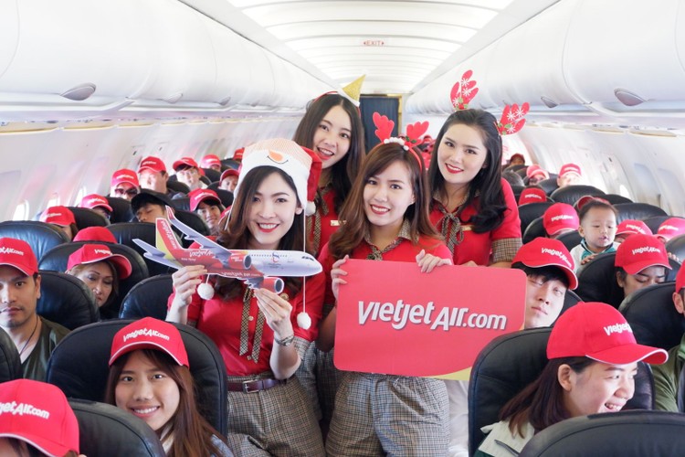 Vietjet là hãng hàng không đầu tiên khai thác trở lại tại sân bay Phuket từ ngày 13/6/2020