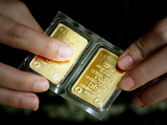 Giá vàng giảm, chênh lệch với thế giới ở mức 2,8 triệu đồng/lượng