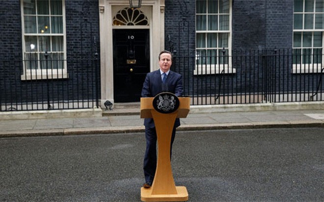 Thủ tướng Anh David Cameron phát biểu tại số 10 phố Downing ngày 20/2 - Ảnh: Bloomberg.
