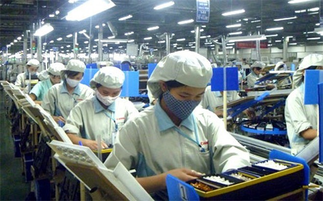 Theo báo của JETRO, có 32,4% doanh nghiệp Nhật Bản duy trì hoạt động sản xuất như hiện tại, 1,3% doanh nghiệp thu hẹp sản xuất, 0,2% doanh nghiệp dịch chuyển.
