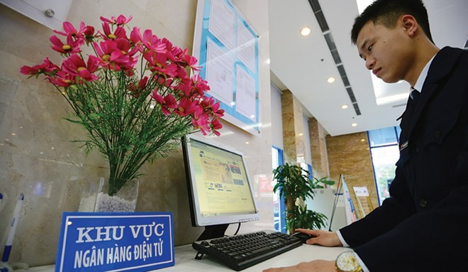 Dịch vụ chuyển tiền tại Việt Nam chủ yếu thông qua các định chế tài chính