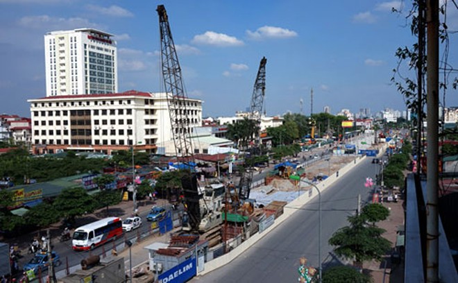 Công trường xây dựng tuyến đường sắt đô thị thí điểm Nhổn - Ga Hà Nội. Ảnh: Điệp Dũng