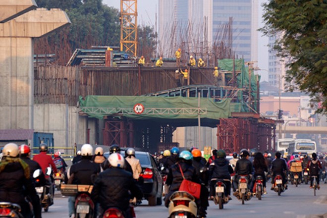 Dự án đường sắt Cát Linh - Hà Đông sẽ hoàn thành và đưa vào khai thác thương mại trong năm 2016 (ảnh: Hữu Nghị)