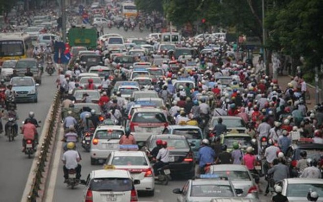 Hà Nội tiếp tục triển khai nhiều biện pháp giảm ùn tắc giao thông