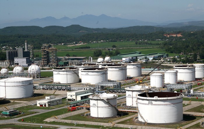 Giá dầu thấp đang tác động mạnh đến hoạt động của doanh nghiệp dầu khí. Ảnh: Tiên Giang