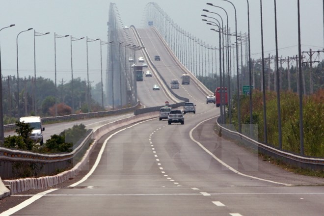 Đường cao tốc Thành phố Hồ Chí Minh-Long Thành-Dầu Giây được xây dựng bằng vốn vay ODA của JICA. (Ảnh: Tràng Dương/TTXVN)