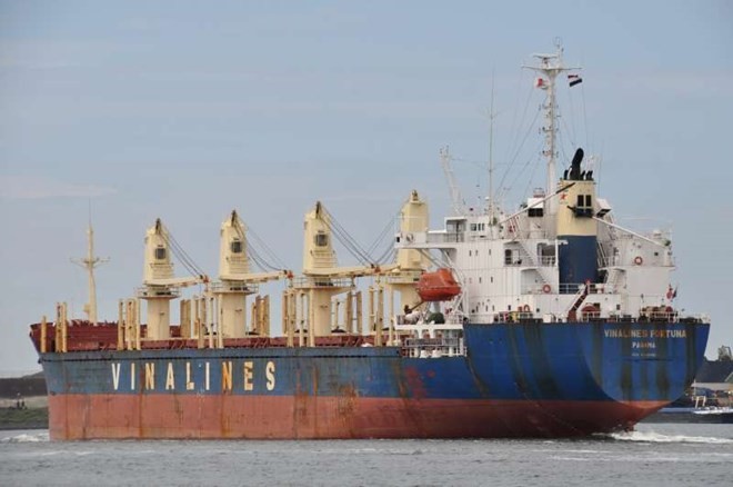 Tàu Vinalines Trader năm đóng 1997, trọng tải 69.614 DWT được Vinalines thanh lý. (Nguồn: shipspotting)