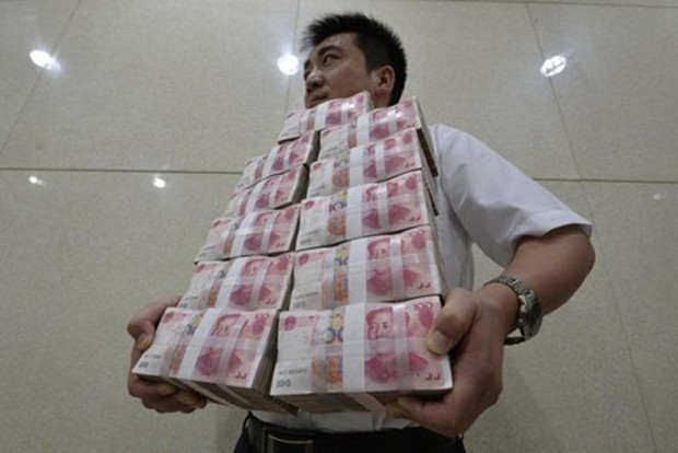 Khối nợ của Trung Quốc hiện tương đương 237% GDP. Ảnh: Reuters