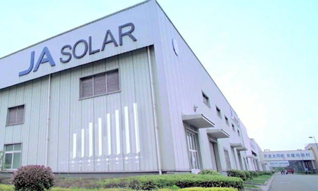 JA Solar là nhà sản xuất pin năng lượng mặt trời lớn nhất thế giới