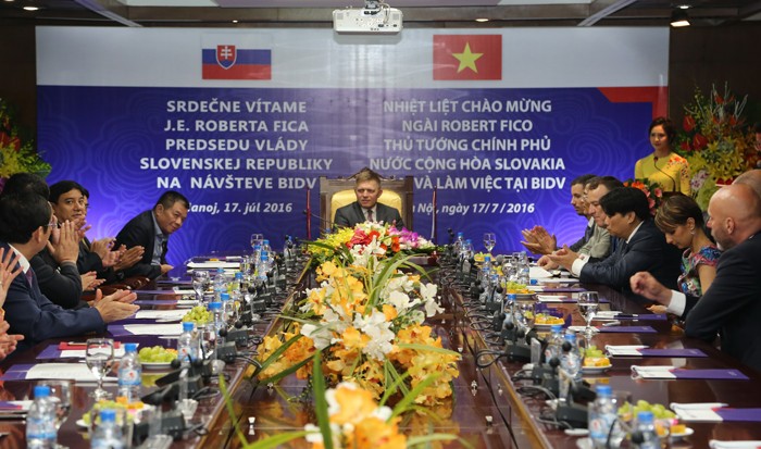 Thủ tướng Cộng hòa Slovakia thăm và làm việc tại BIDV