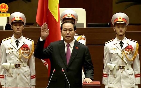 Chủ tịch nước Trần Đại Quang tuyên thệ trong lễ nhậm chức.