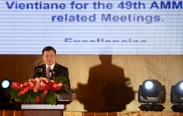 Thủ tướng Lào Thongloun Sisoulith phát biểu tại Hội nghị Ngoại trưởng ASEAN. Ảnh: AFP
