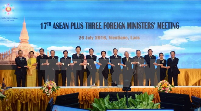 Các đại biểu tham dự Hội nghị Bộ trưởng Ngoại giao ASEAN+3 lần thứ 17 tại Vientiane hồi tháng 7/2016. (Nguồn: THX/TTXVN)