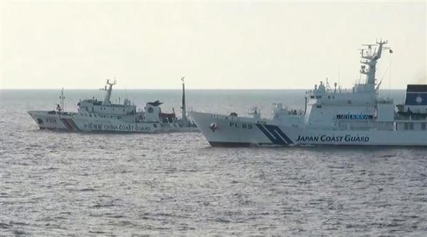 Nhật tung video tàu Trung Quốc áp sát Senkaku/Điếu Ngư