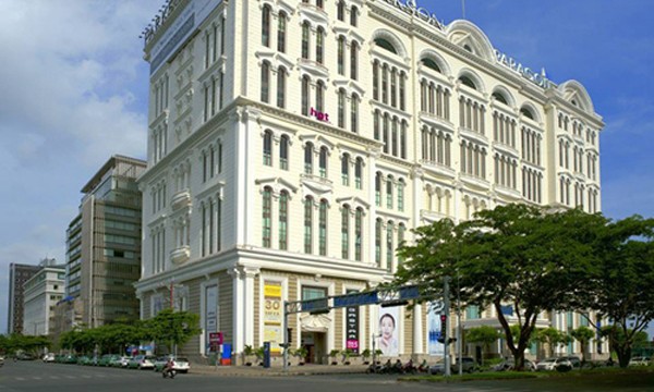Có không ít trung tâm thương mại tại 6 thành phố lớn trong khu vực Đông Nam Á phải đóng cửa vì vắng khách trong thời gian qua, theo CBRE.