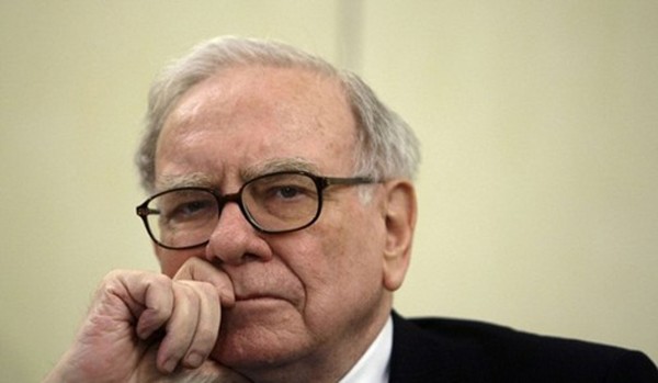 Warren Buffett hiện là người giàu thứ 4 thế giới. Ảnh: Reuters