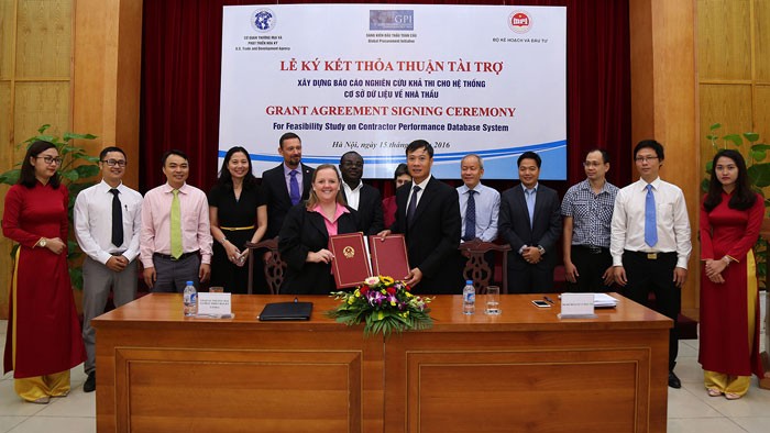 USTDA tài trợ hơn 446.000 USD để lập Báo cáo nghiên cứu khả thi Xây dựng hệ thống cơ sở dữ liệu về nhà thầu tại Việt Nam. Ảnh: Lê Tiên