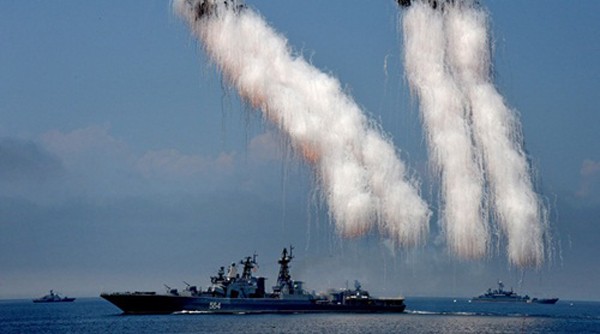 Tàu chống ngầm Đô đốc Tributs của Nga, một trong các tàu tham gia Joint Sea 2016. Ảnh:RT