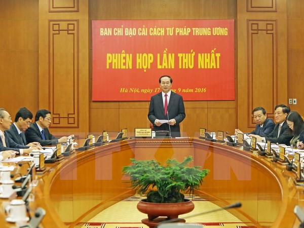 Chủ tịch nước Trần Đại Quang, Trưởng Ban Chỉ đạo cải cách Tư pháp Trung ương chủ trì và phát biểu khai mạc Phiên họp lần thứ nhất của Ban Chỉ đạo cải cách Tư pháp Trung ương. (Ảnh: Nhan Sáng/TTXVN)