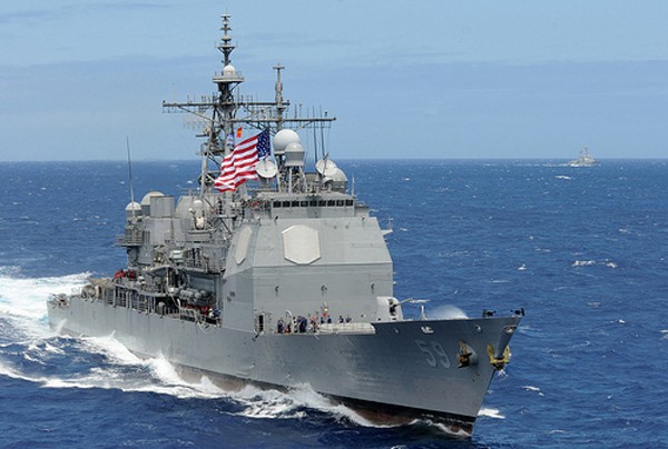 Tuần dương hạm USS Princeton của hải quân Mỹ. Ảnh:US Navy