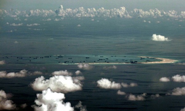 Bãi cạn Scarborough của Philippines bị Trung Quốc chiếm giữ từ 2012. Ảnh: AFP