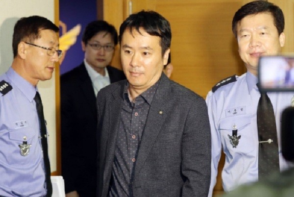 Ông Ju Gi-chung, phó tổng lãnh sự Trung Quốc hôm nay có mặt tại trụ sở tuần duyên Hàn Quốc ở thành phố Incheon. Ảnh: Yonhap