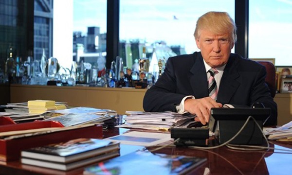 Ông Donald Trump tại văn phòng làm việc thuộc tòa Tháp Trump, New York. Ảnh:Washington Post