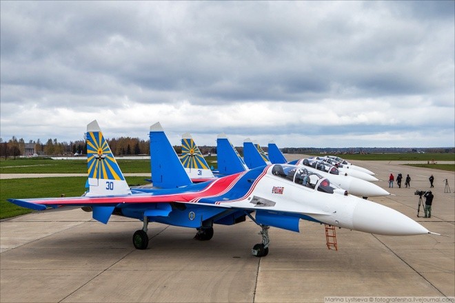 Phi đội trình diễn không quân Nga nhận tiêm kích Su-30SM