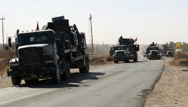 Lực lượng Iraq tại căn cứ quân sự Qayyarah, cách Mosul hơn 50 km về phía nam. Ảnh: AFP