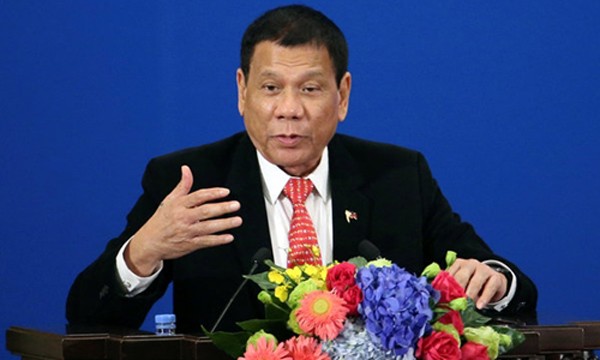 Ông Duterte tuyên bố muốn chia cắt quan hệ với Mỹ. Ảnh: Reuters.