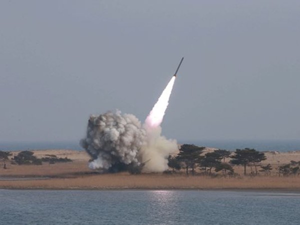 Triều Tiên phóng tên lửa đạn đạo. Ảnh minh họa: KCNA.