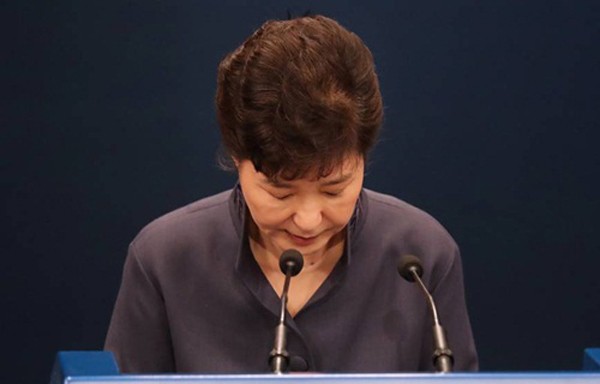 Bà Park tuần trước công khai xin lỗi về bê bối chính trị. Ảnh: Yonhap