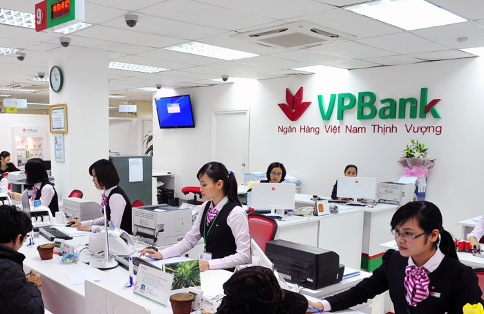 Sau 9 tháng của năm 2016, huy động vốn của VPBank đã tăng trưởng 9% so với thời điểm 31/12/2015. Ảnh: Đức Thanh