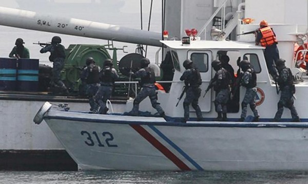 Hải quân Philippines trong một cuộc tuần tra chống hải tặc. Ảnh:vesselfinder.com