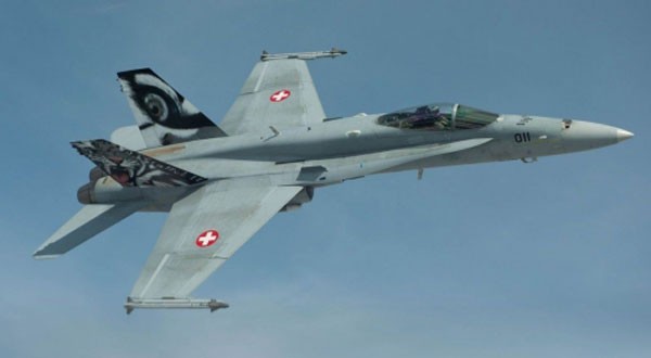 Chiến đấu cơ F/A-18C của ThụySĩ. Ảnh:Wikipedia