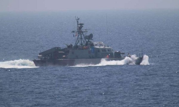 Một tàu chiến của Iran tại vùng Vịnh. Ảnh:Reuters